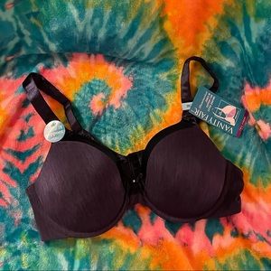 NWT Vanity fair full coverage bra in size 38 C